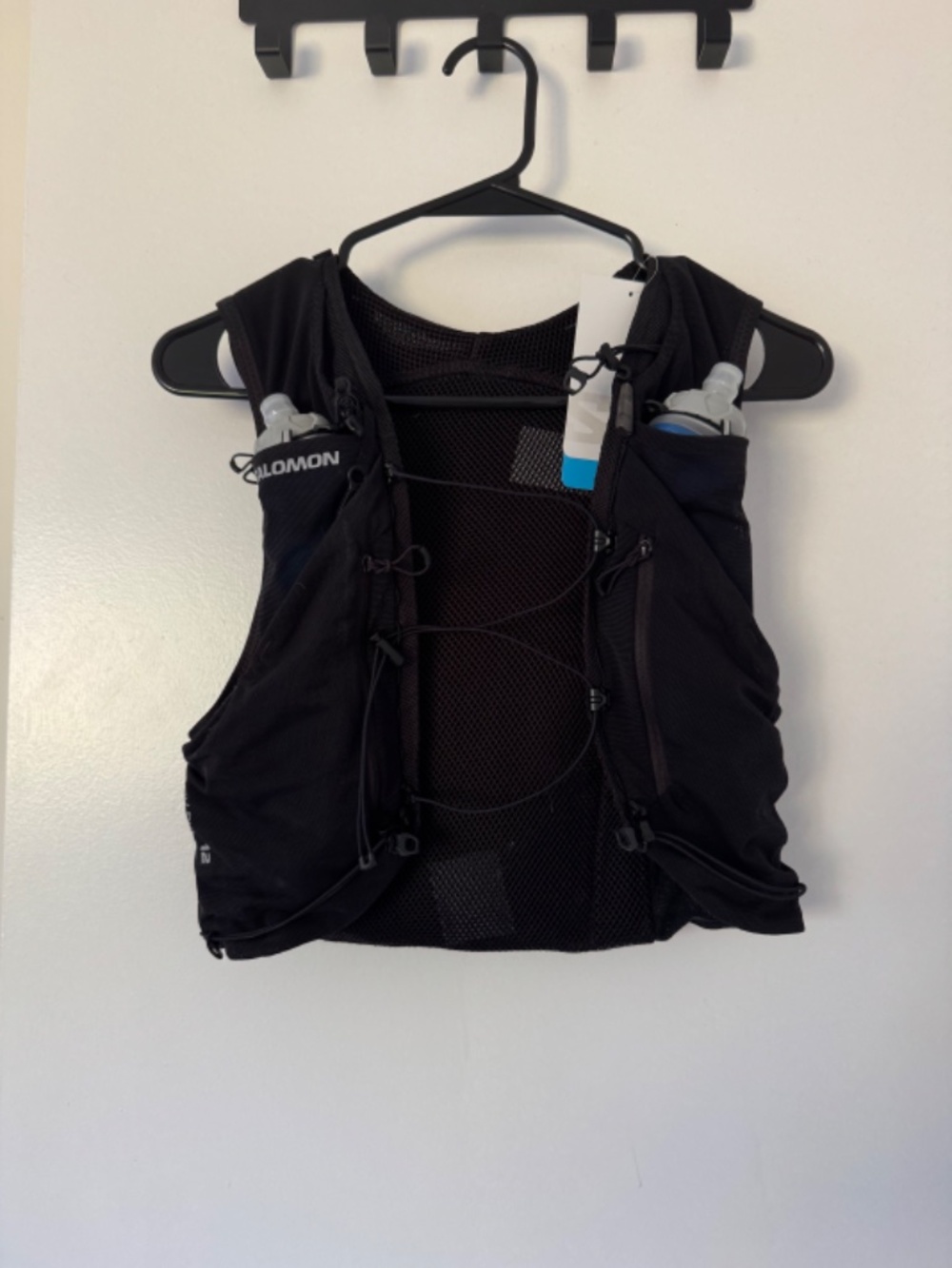 Salomon Unisex ADV Skin 12 Hydration Pack with Flask - Picture 2 of 4